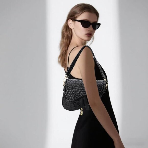 Women Saddle Bag PU Leather Small Crossbody Satchel with Detachable Straps - Picture 2 of 7